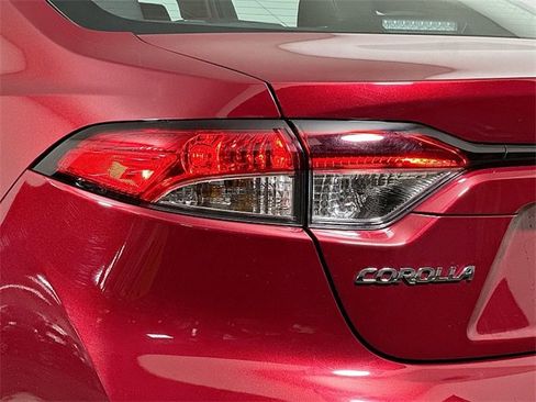 Used 2024 Toyota Corolla LE image 23