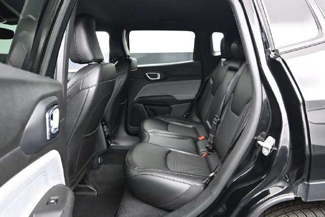 Certified 2024 Jeep Compass Latitude AWD/4WD image 21