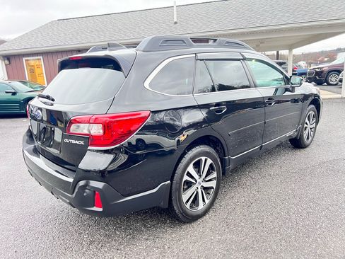 Used 2018 Subaru Outback 2.5i Limited image 7