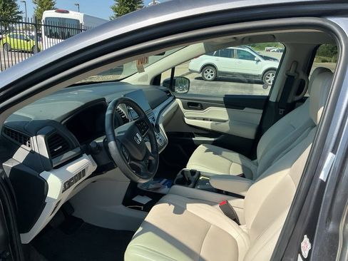 Used 2025 Honda Odyssey EX-L image 10
