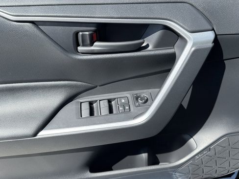 New 2025 Toyota RAV4 LE image 18