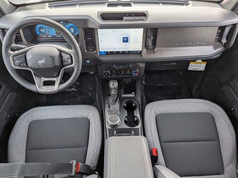 New 2025 Ford Bronco 4-Door AWD/4WD image 14