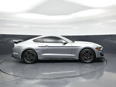 Used 2020 Ford Mustang Coupe RWD image 18