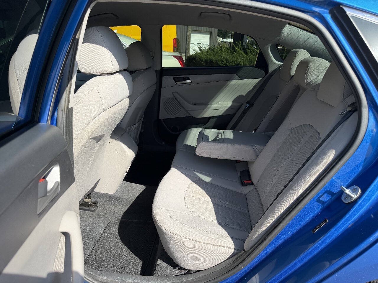 Used 2018 Hyundai Sonata SE FWD image 17