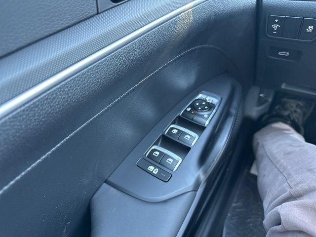 New 2026 Kia K5 LXS FWD image 44