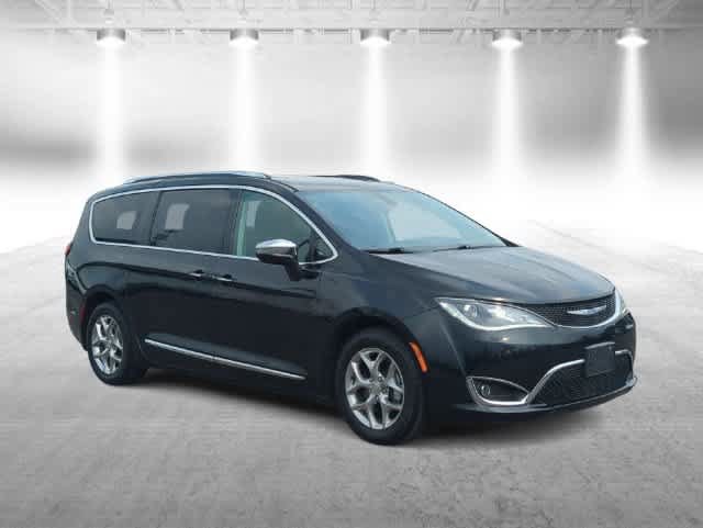 Certified 2018 Chrysler Pacifica Limited FWD image 2