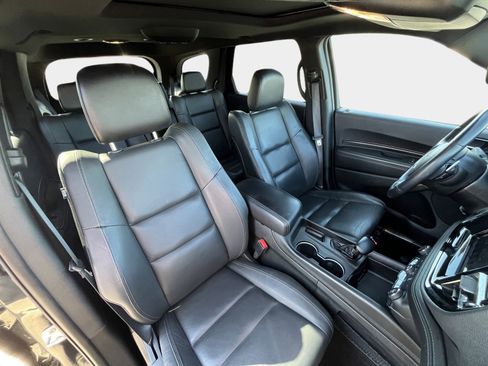 Used 2022 Dodge Durango GT image 17