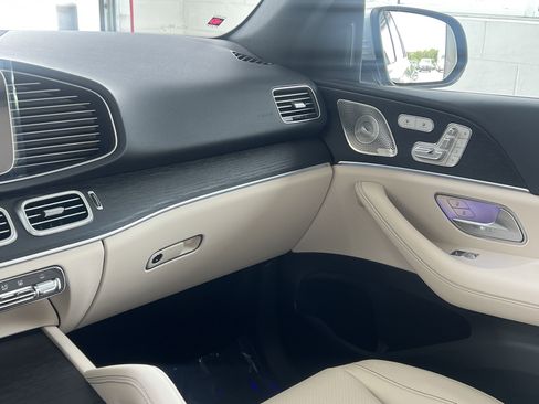 Certified 2025 Mercedes-Benz GLE 450e 4MATIC image 43