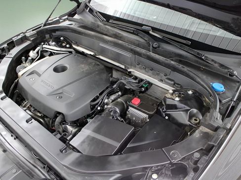 Certified 2021 Volvo XC60 T5 Inscription w/ Advanced Package image 28