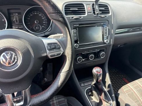 Used 2011 Volkswagen GTI 2-Door FWD image 3