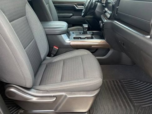 Used 2023 Chevrolet Silverado 1500 RST AWD/4WD image 18