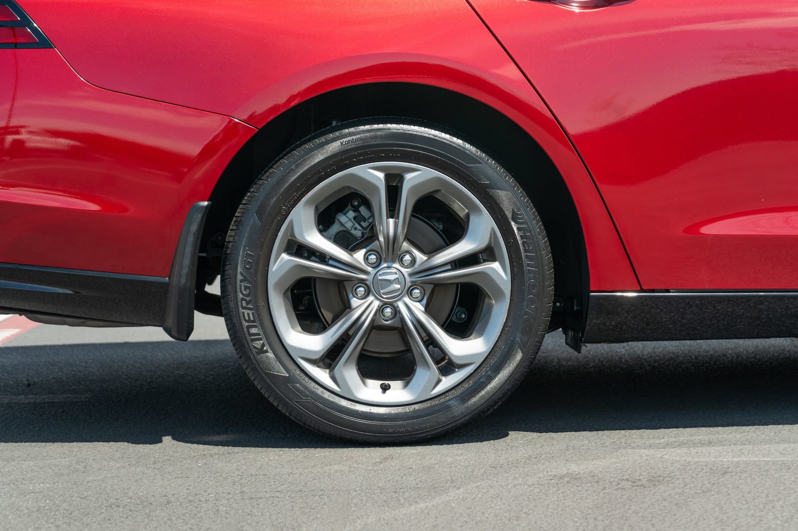 Used 2023 Honda Accord EX-L image 13