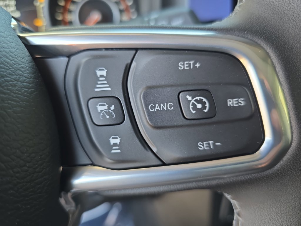 New 2026 Jeep Wrangler Unlimited Sahara AWD/4WD image 18