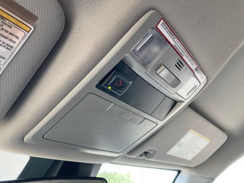 Used 2020 Toyota Tacoma SR image 25