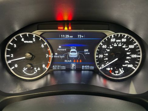 Used 2024 Nissan Altima 2.5 SV FWD image 19