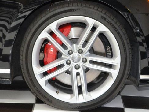 Used 2020 Audi S8 L image 15