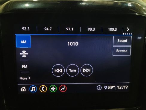 Used 2020 Chevrolet Traverse LT w/ Driver Confidence II Package AWD/4WD image 25