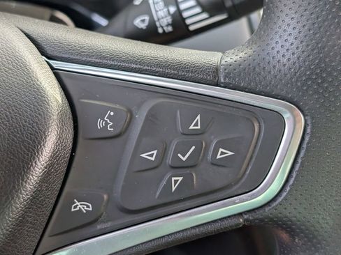 Used 2022 Chevrolet Equinox LS w/ LS Convenience Package FWD image 26