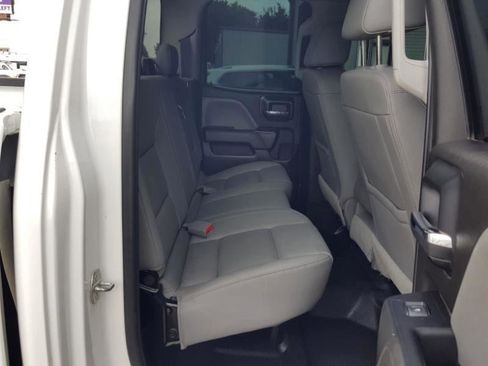 Used 2018 Chevrolet Silverado 2500 W/T w/ WT Convenience Package AWD/4WD image 21