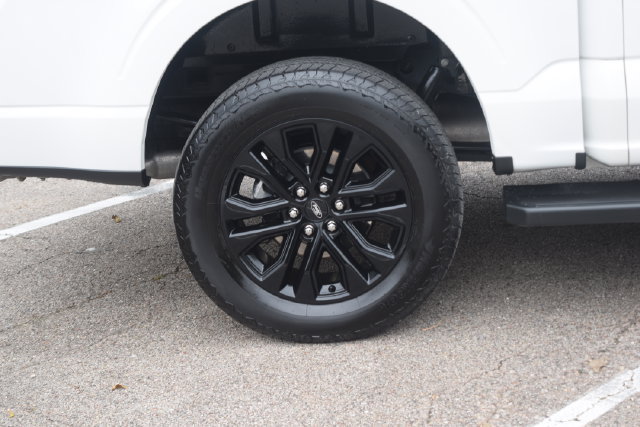 Used 2025 Ford F150 Lariat w/ Equipment Group 502A High AWD/4WD image 28