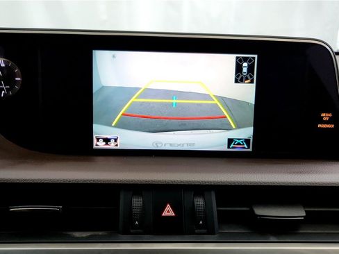 Used 2021 Lexus ES 250 w/ Premium Package AWD/4WD image 27