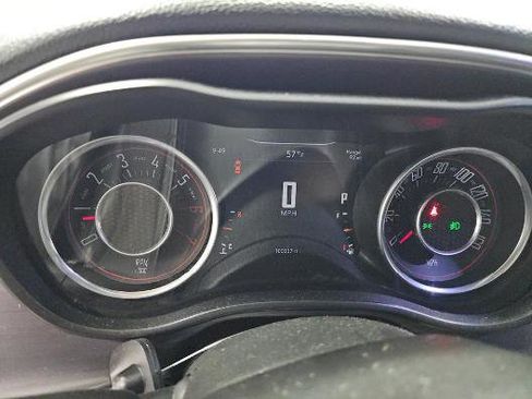 Used 2016 Dodge Challenger R/T image 14