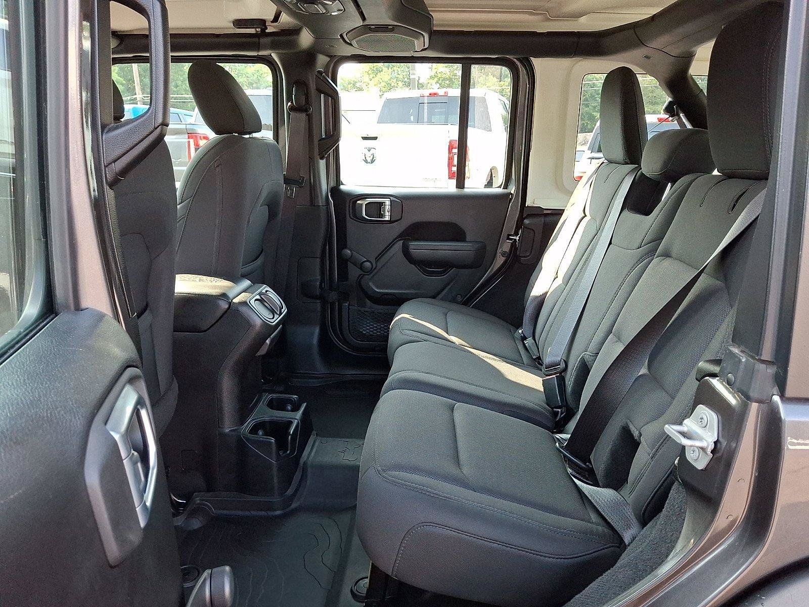 Used 2022 Jeep Wrangler Unlimited Sport AWD/4WD image 10