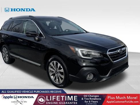 Used 2019 Subaru Outback 2.5i Touring w/ Popular Package #3A image 3
