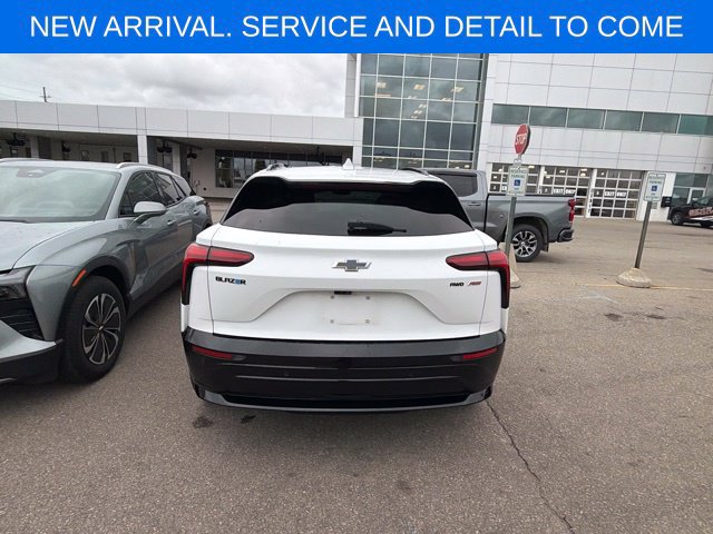 Used 2024 Chevrolet Blazer EV RS AWD/4WD image 11