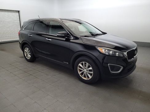Used 2018 Kia Sorento LX AWD/4WD image 13