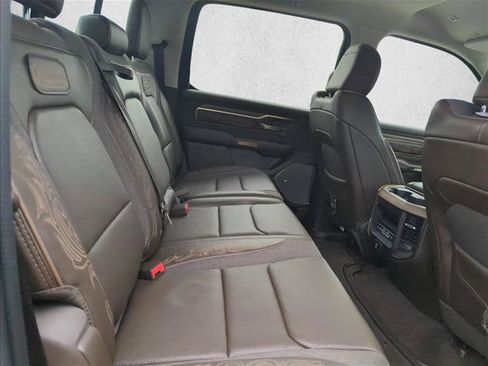 Used 2025 RAM 1500 Limited AWD/4WD image 16
