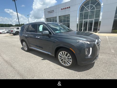 Used 2020 Hyundai Palisade Limited FWD image 3