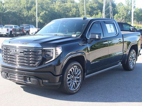 Used 2024 GMC Sierra 1500 Denali Ultimate AWD/4WD image 3