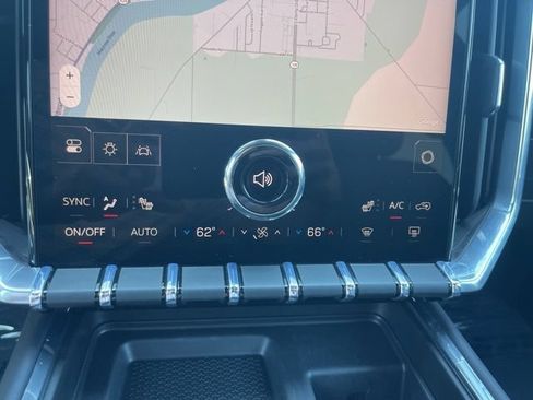 Used 2026 GMC Acadia Elevation w/ Elevation Premium Package FWD image 8
