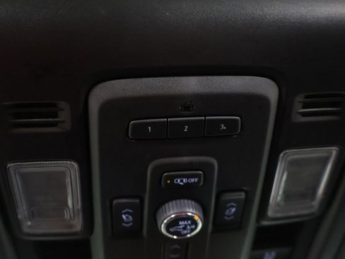 Used 2023 GMC Yukon Denali image 60