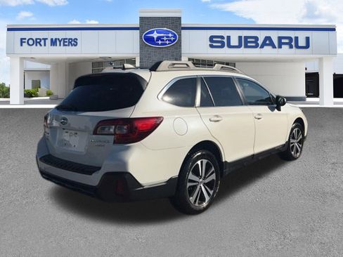 Used 2018 Subaru Outback 3.6R Limited image 14