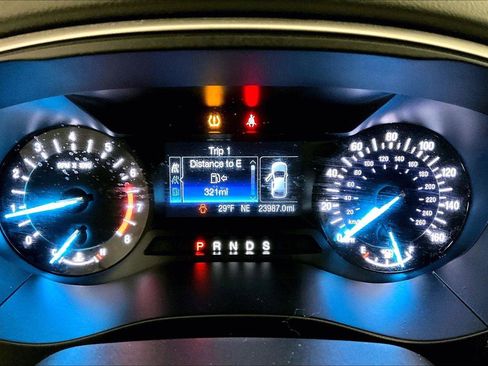 Used 2015 Ford Fusion SE image 20