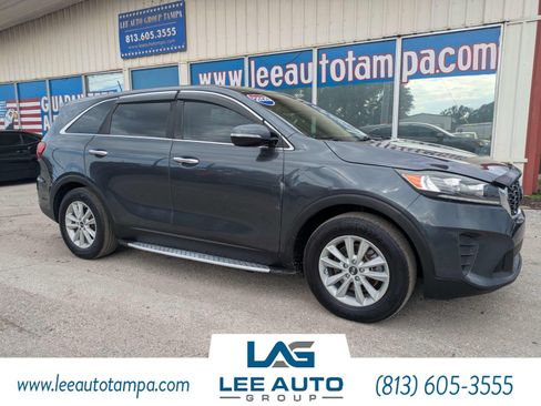 Used 2020 Kia Sorento LX FWD image 1