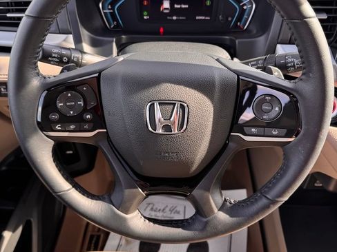 Used 2022 Honda Odyssey Touring image 28