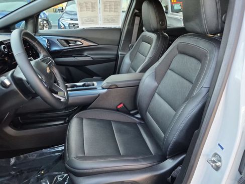 Used 2024 Chevrolet Equinox EV LT FWD image 21