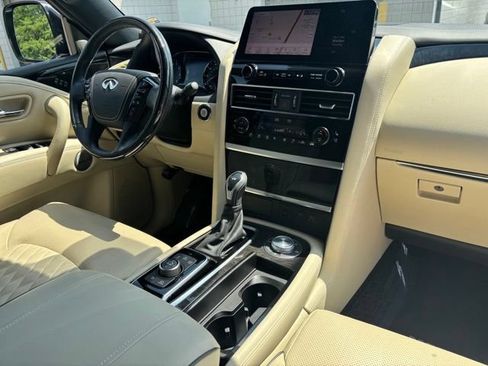 Used 2024 INFINITI QX80 Sensory w/ Cargo Package AWD/4WD image 30