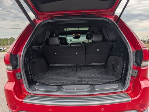 Used 2018 Jeep Grand Cherokee Trailhawk w/ Trailhawk Luxury Group image 9