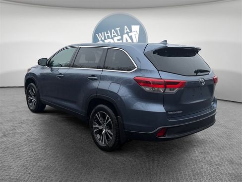 Used 2019 Toyota Highlander Plus image 6