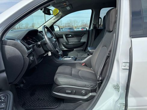 Used 2016 GMC Acadia SLE image 12