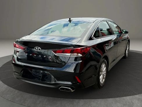 Used 2018 Hyundai Sonata SE FWD image 4