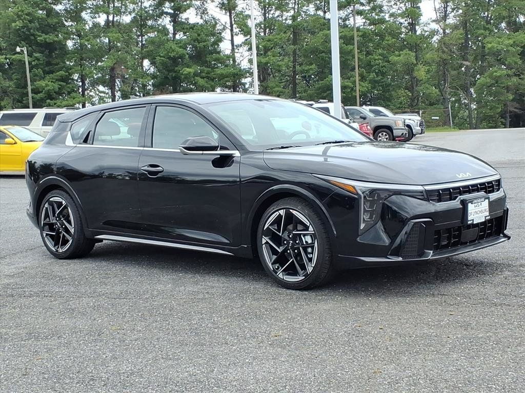 New 2026 Kia K4 GT-Line FWD image 2