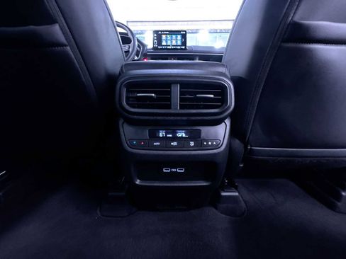 Used 2023 Honda Pilot EX-L image 38