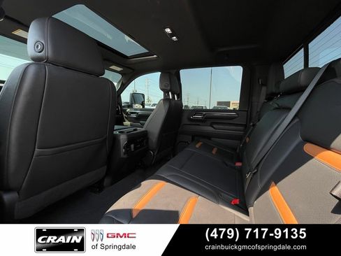 Used 2024 GMC Sierra 2500 AT4 w/ AT4 Premium Plus Package AWD/4WD image 28