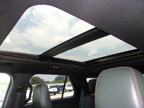 Used 2023 Ford Explorer Timberline image 13