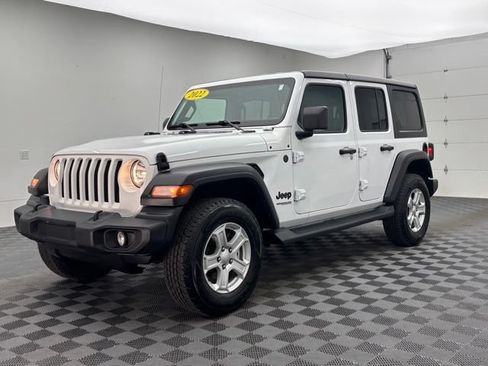 Used 2022 Jeep Wrangler Unlimited Sport AWD/4WD image 2